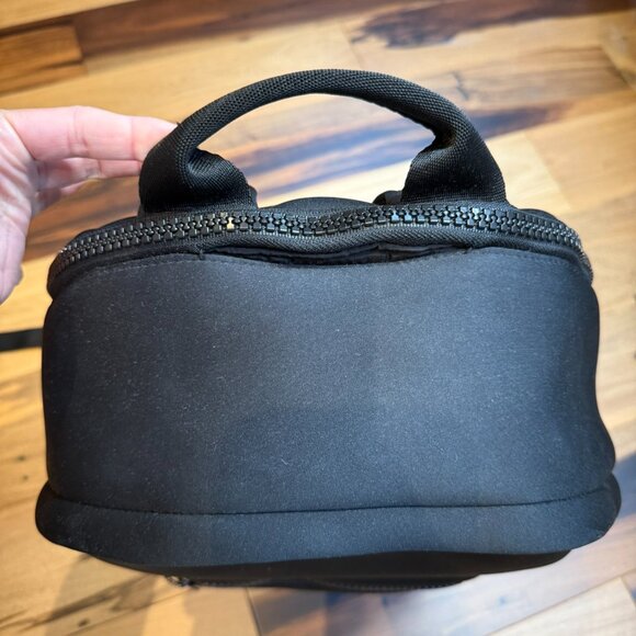 Dagne Dover Large Dakota Backpack - Like New - Picture 4 of 12